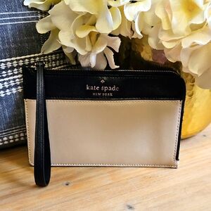 Kate Spade Lucy L-Zip Wristlet